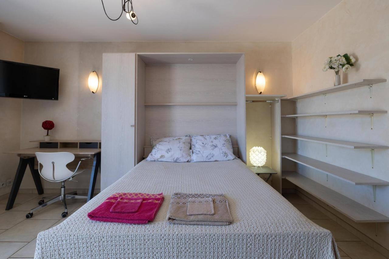 Appartement Proche Lac Et Commerces อานซี ภายนอก รูปภาพ
